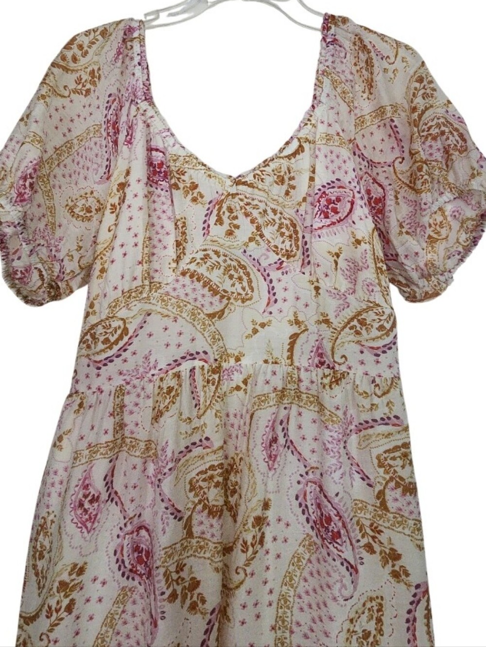 Boho Paisley Puff-Sleeve Maxi Dress in Cream and Pink Sz Med Nwt - Picture 3 of 5